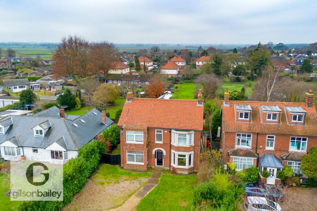 Station Road, Cantley