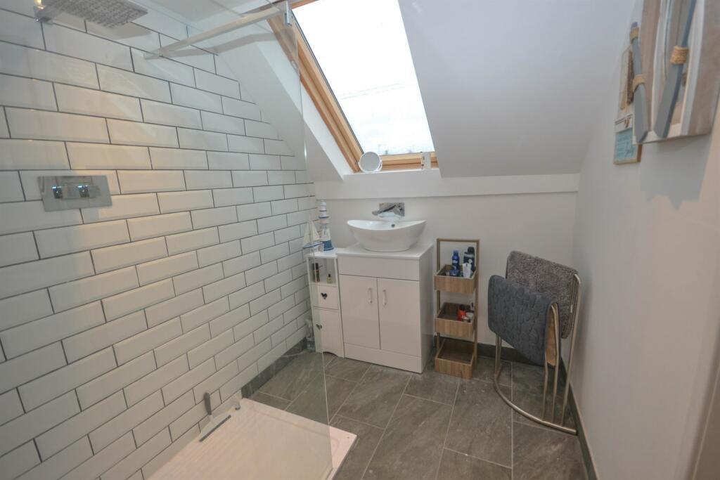 En Suite Shower Room