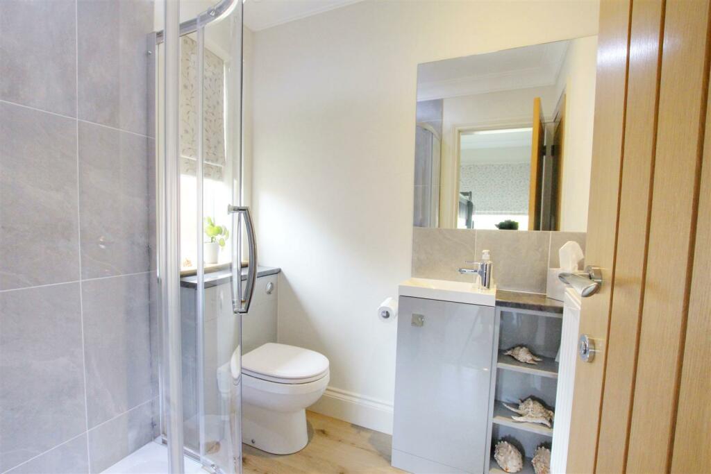 En-suite shower room