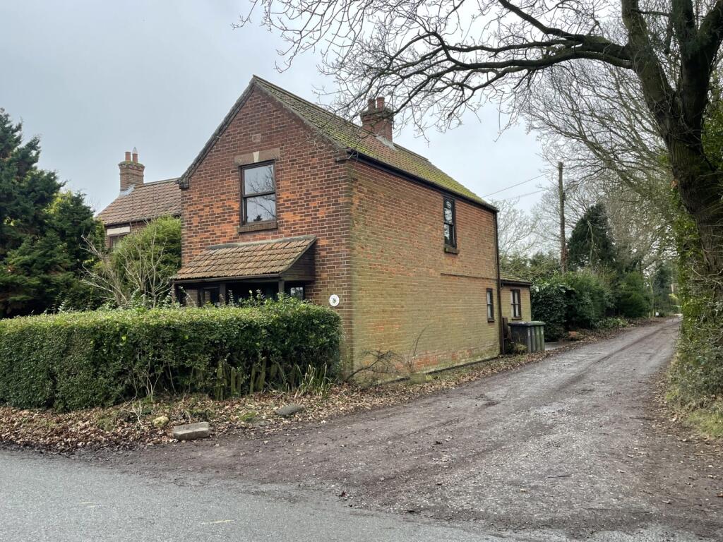 Medina Cottage, Heath Road, Hickling, Norwich, Norfolk NR12 0AX