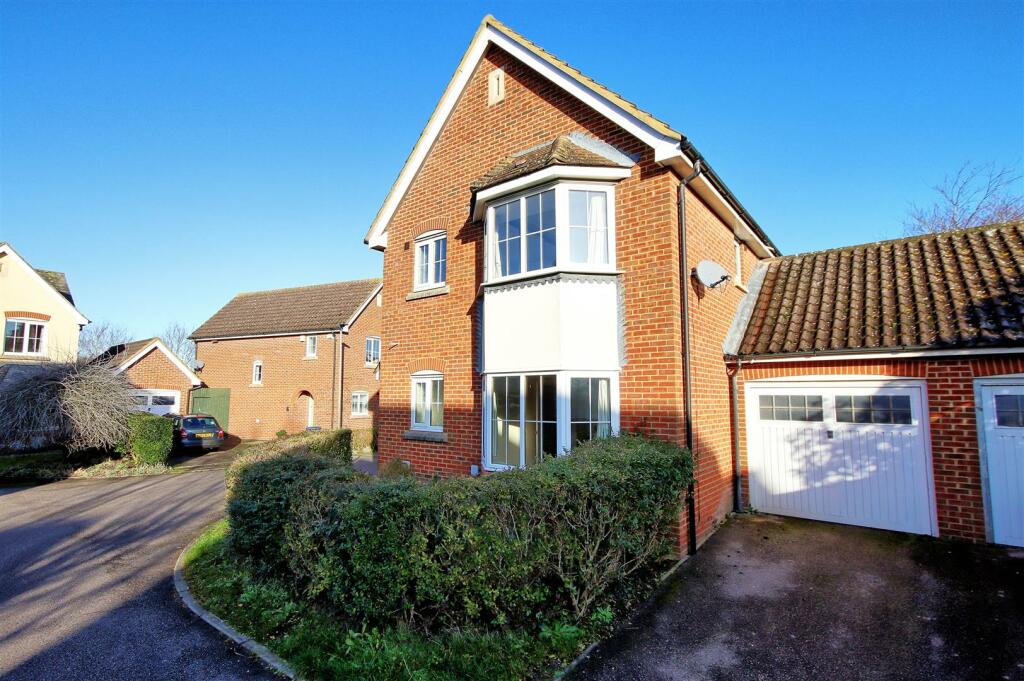 Douglas Way, Great Cambourne, Cambridge