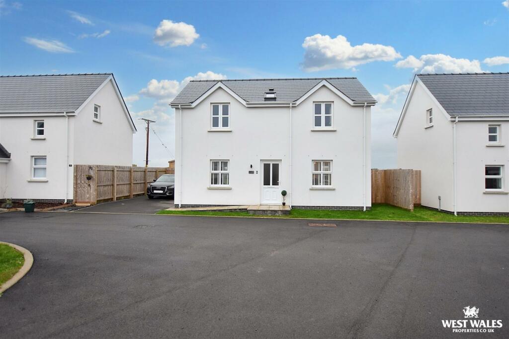 Eastcroft Close, Upper Nash, Lamphey, Pembroke