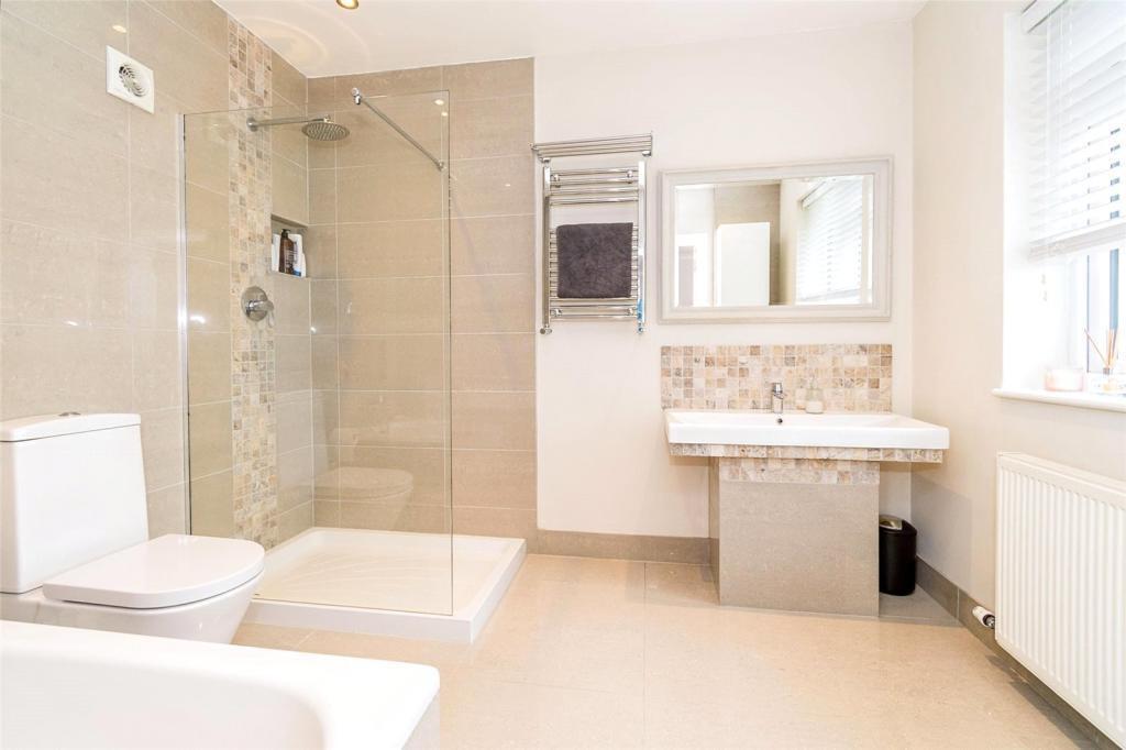 Ensuite Bathroom