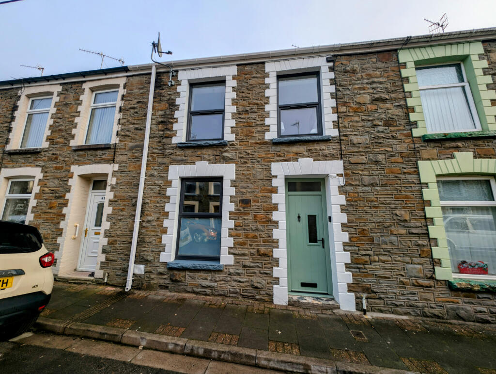 3 bedroom terraced home for Sale