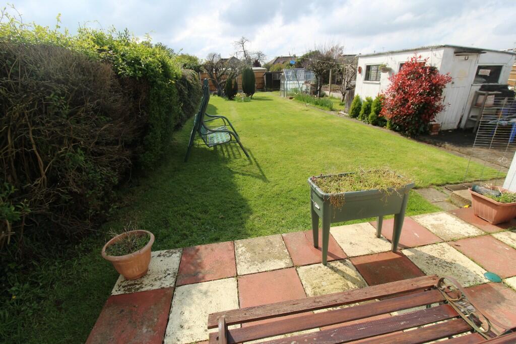 Lascelles Gardens, Rochford, Essex, SS4