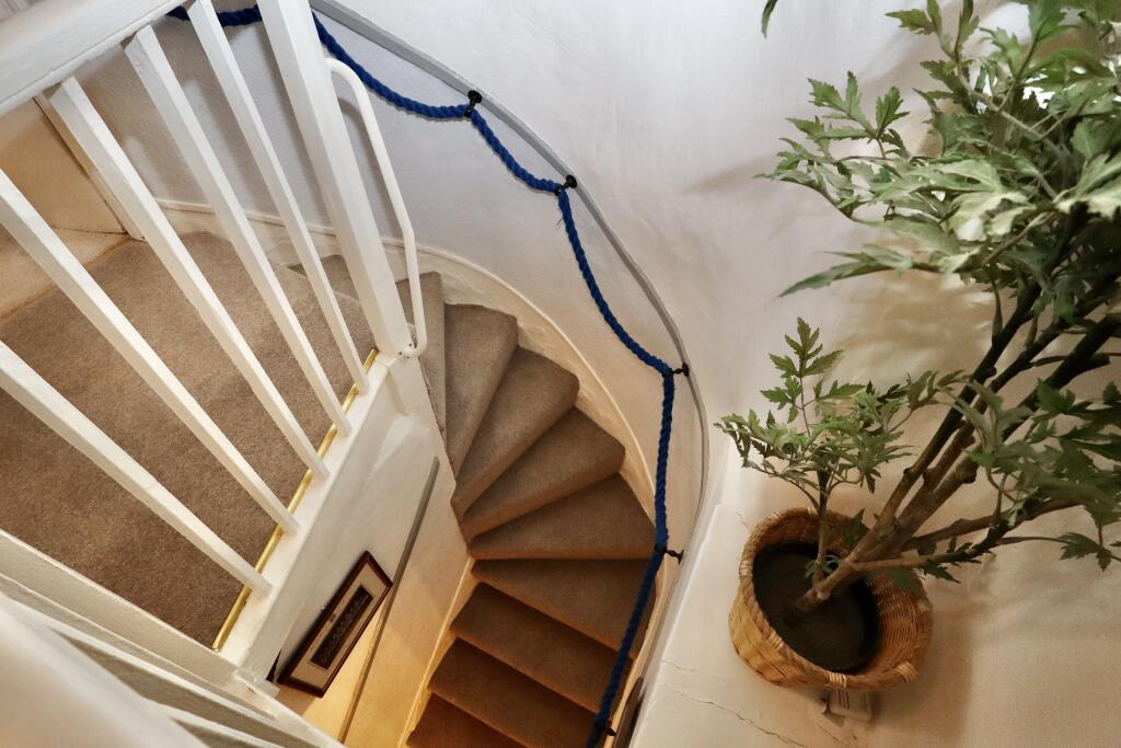 Feature stairs