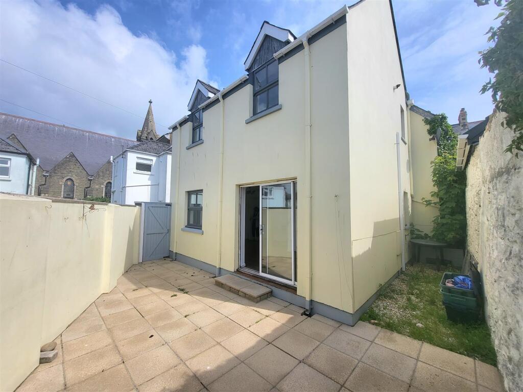 Townhouse, South Parade, Tenby