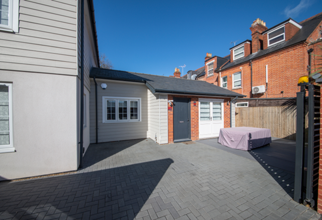 A Shaftesbury Road, Reading, Berkshire