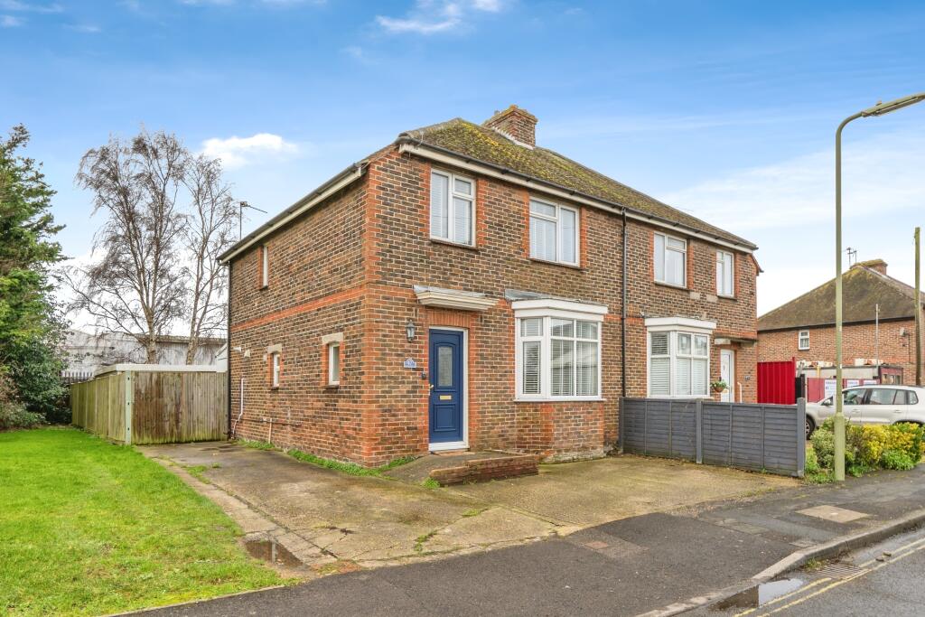 Brookside Road, Havant, Hampshire, PO9