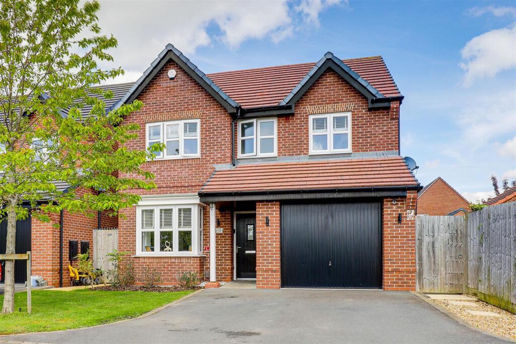 Instow Close, Mapperley, Nottinghamshire, NG3 5XE