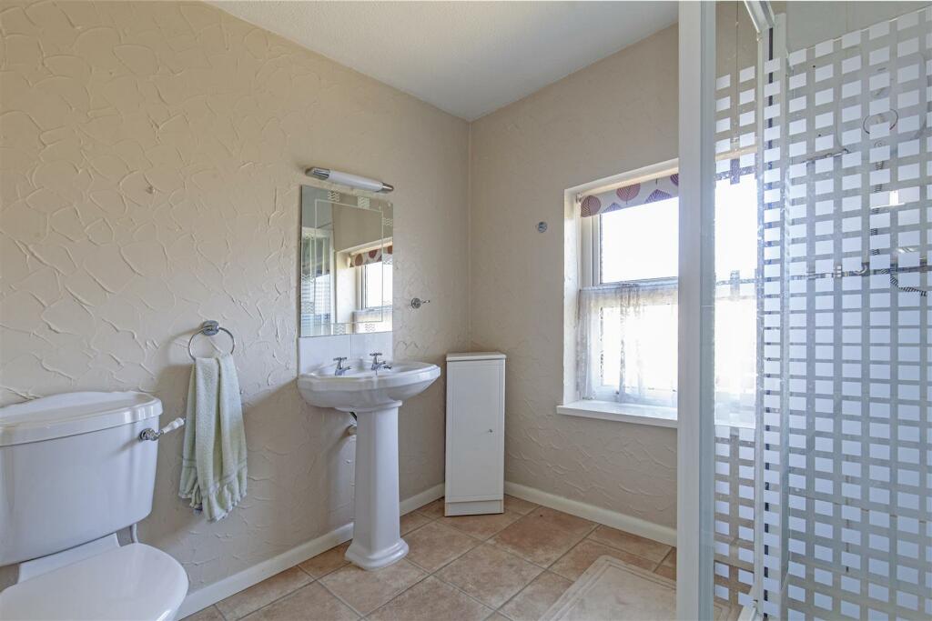 Family Shower Room