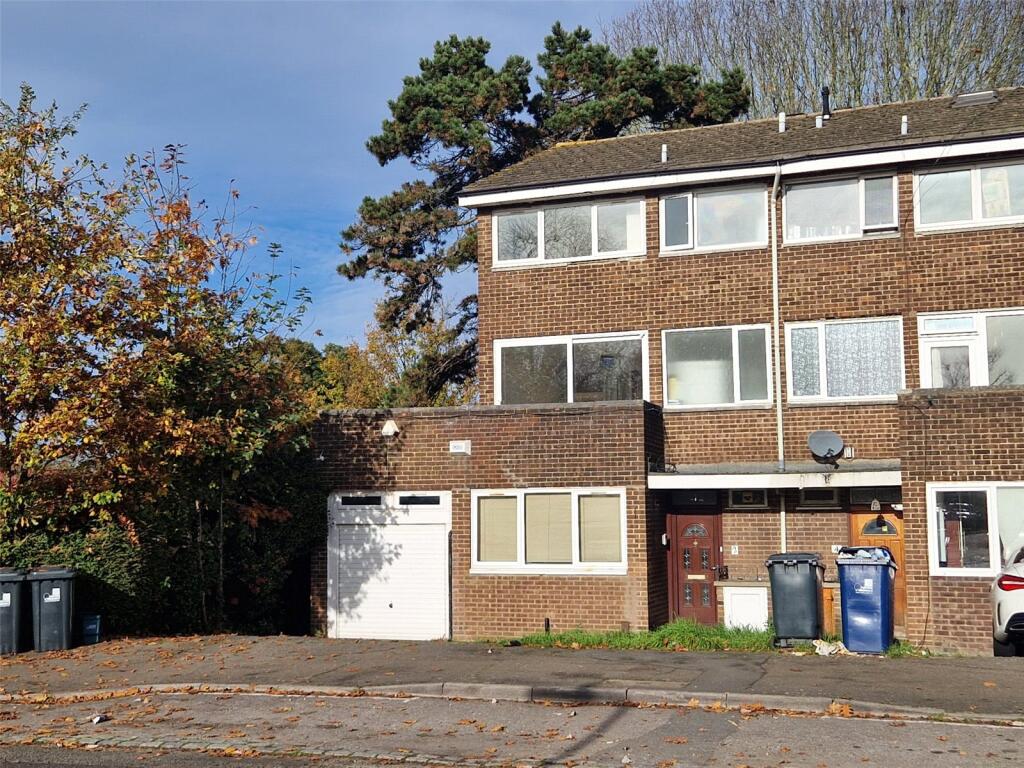 Hillcrest Road, Ealing, London, W5