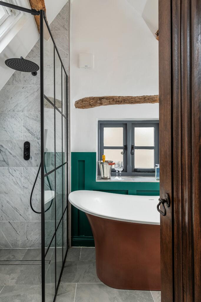 The Apple Loft, Strete, Dartmouth: Bathroom