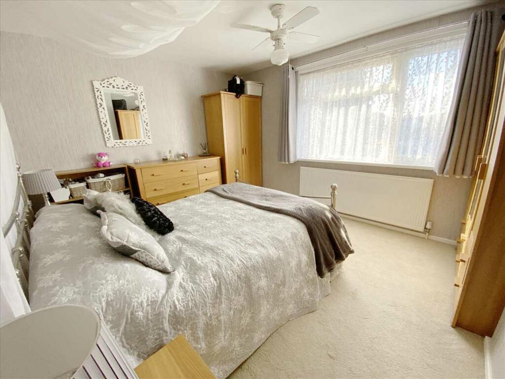 Bedroom 1: