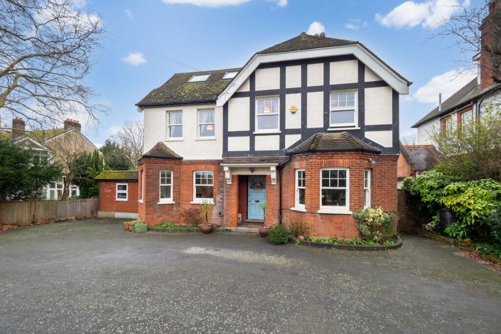 Banstead Road, Epsom, Surrey, KT17