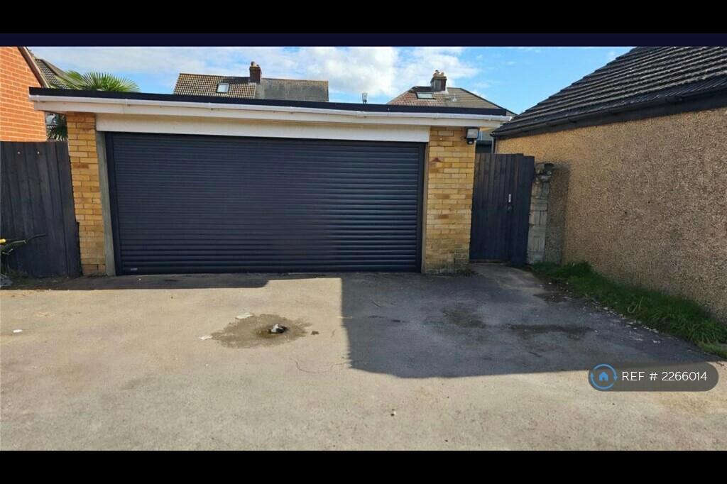 Double Garage