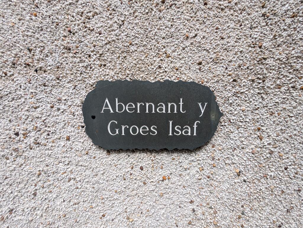 Abernant y Groes Isaf