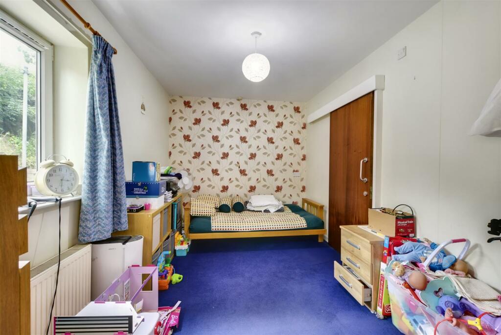 GROUND FLOOR BEDROOM/PLAYROOM