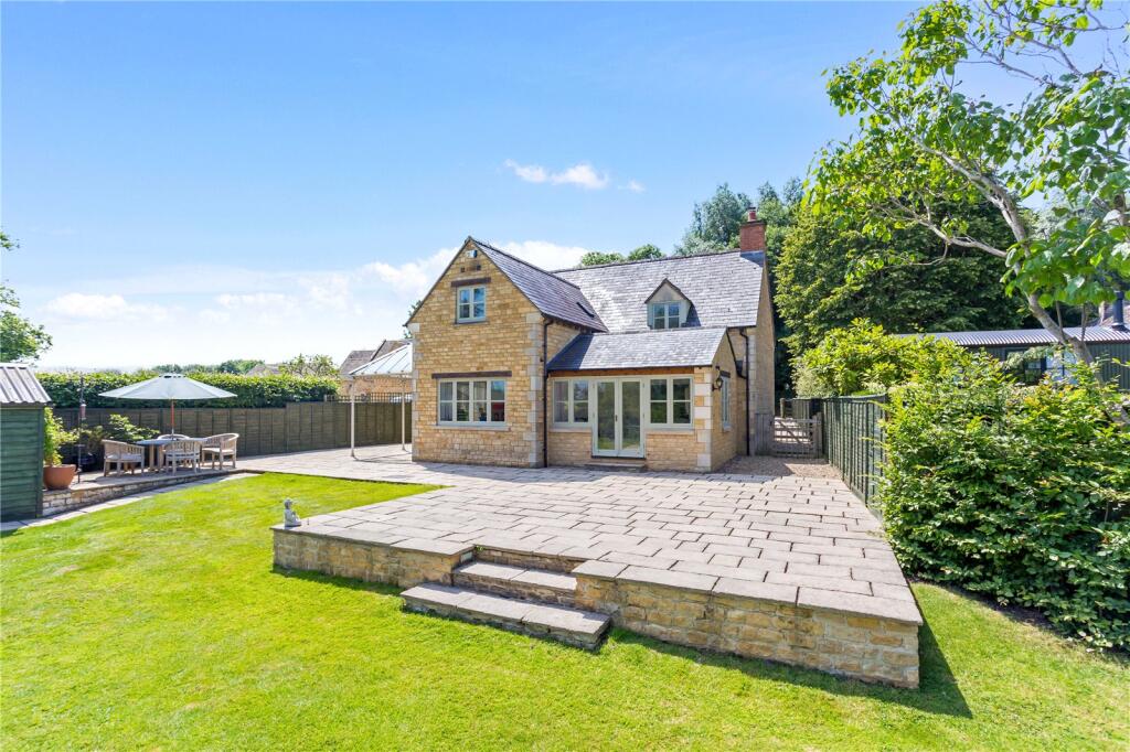 Chapel Lane, Bledington, Chipping Norton, Oxfordshire, OX7