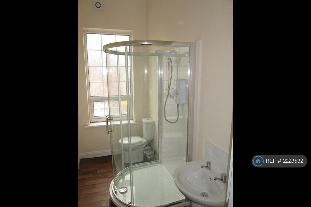 Brand New Shared Bathroom