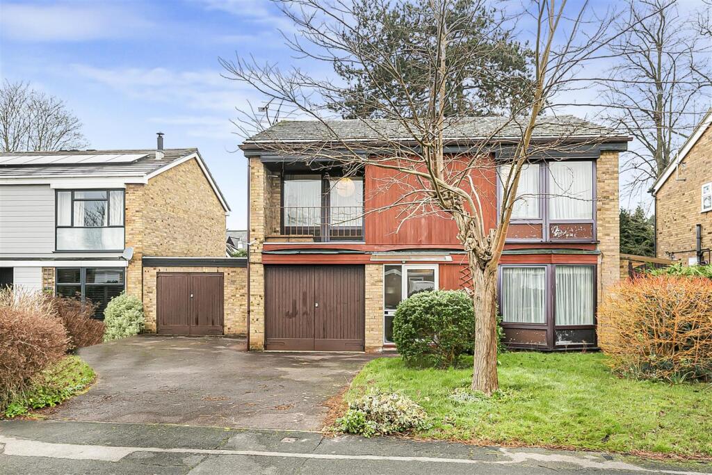 Woodford Close, Caversham Heights, Reading