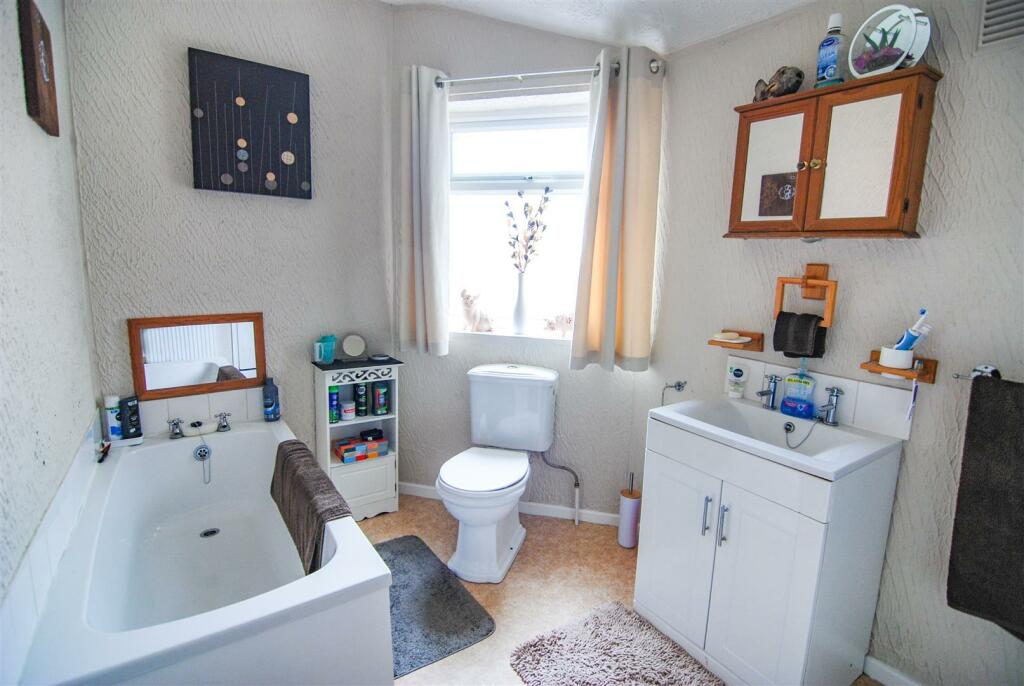 self contained apartment bathroom.jpg