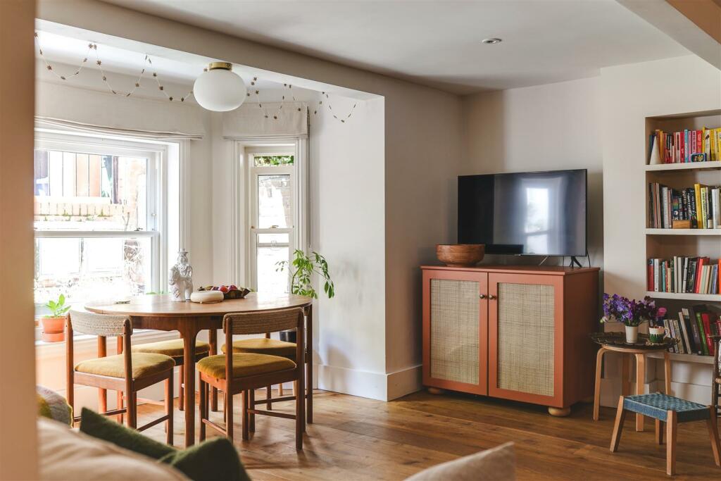 178 Lower Clapton Road-10.jpg