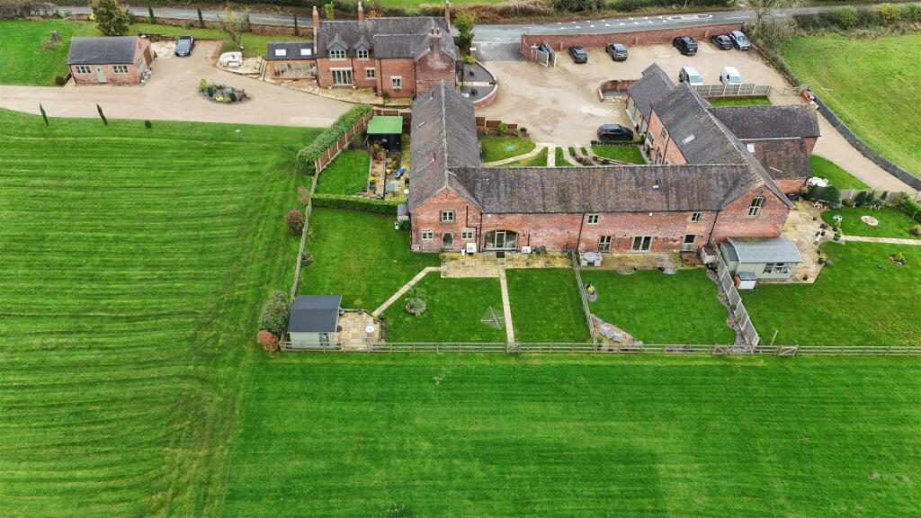 Lightwood Farm, Ashbourne Road, Cheadle