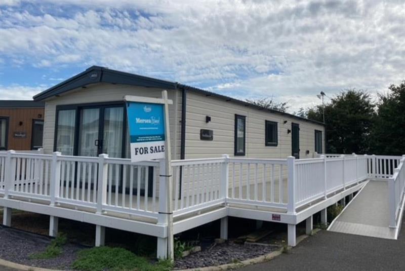 Mersea Island Holiday Park, Fen Lane, Colchester, Essex CO5 8UA