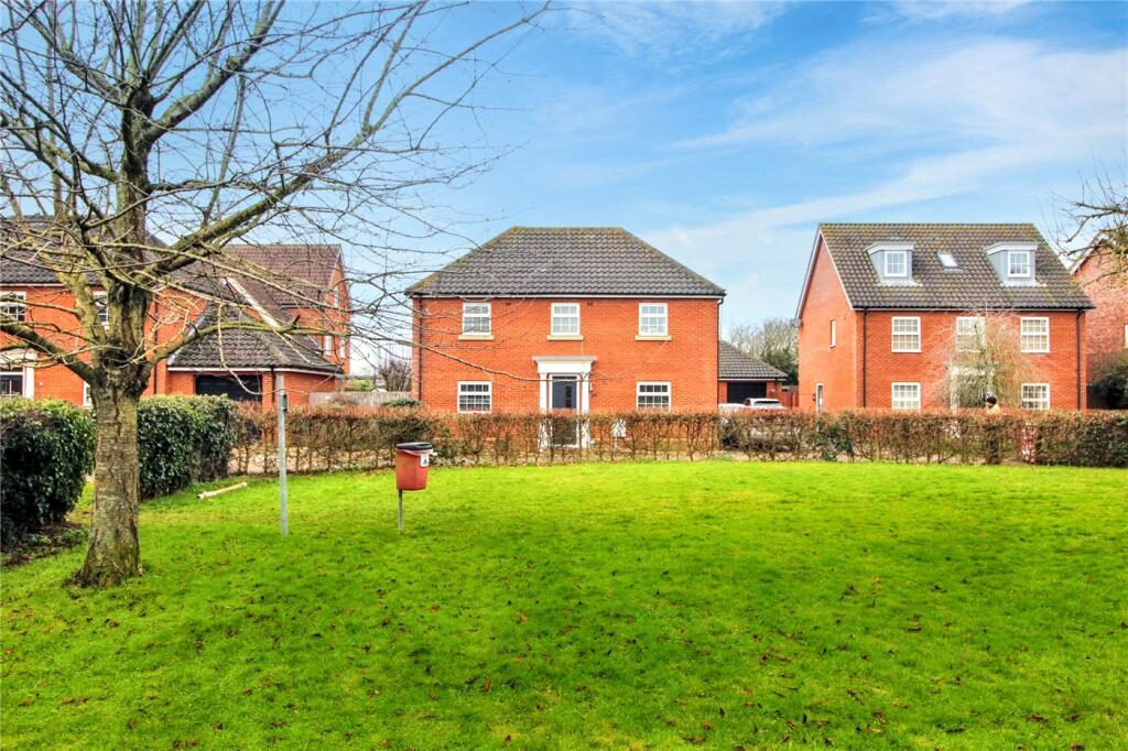 Lime Tree Avenue, Long Stratton, Norwich, Norfolk, NR15