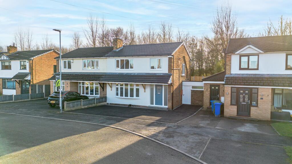 Howard Road, Culcheth, WA3