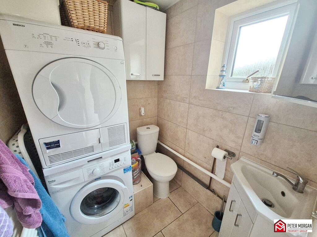 Utility Room / WC