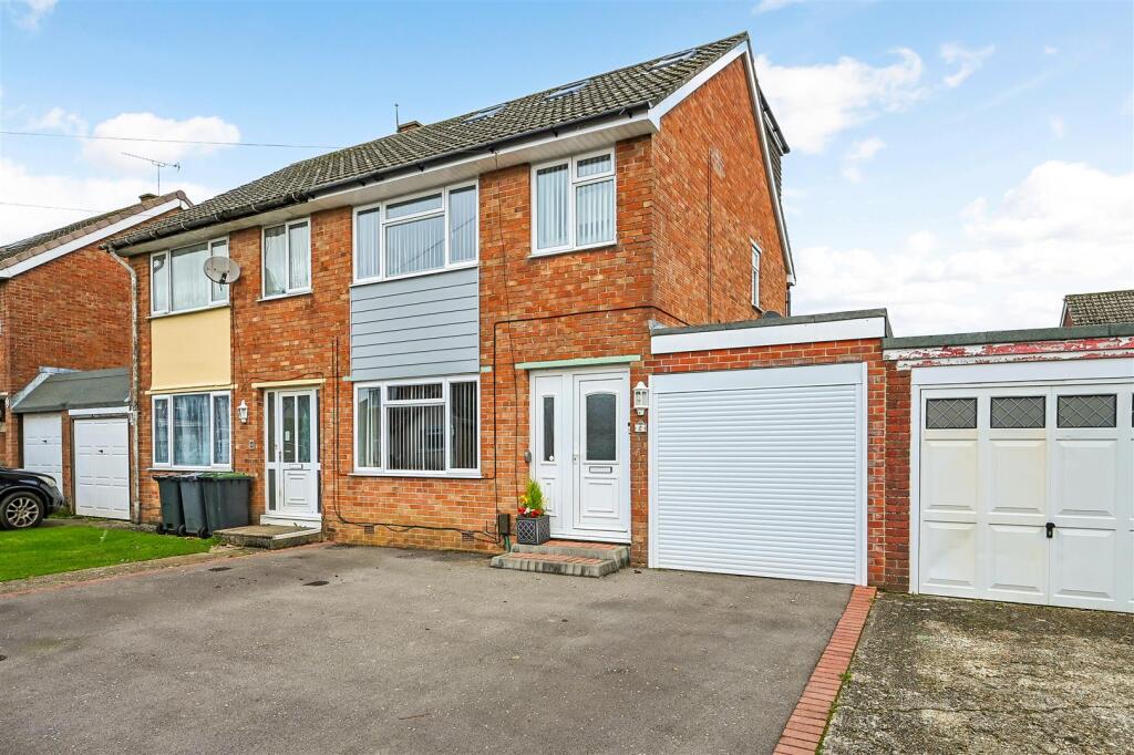 Dudleston Heath Drive, Waterlooville