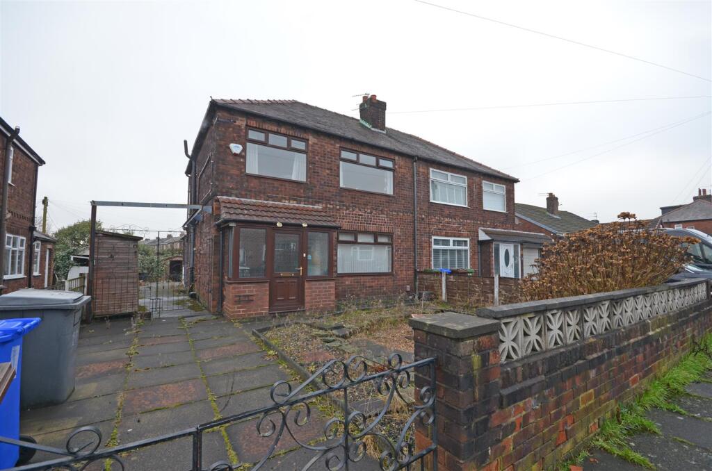 Roker Park Avenue, Audenshaw, Manchester