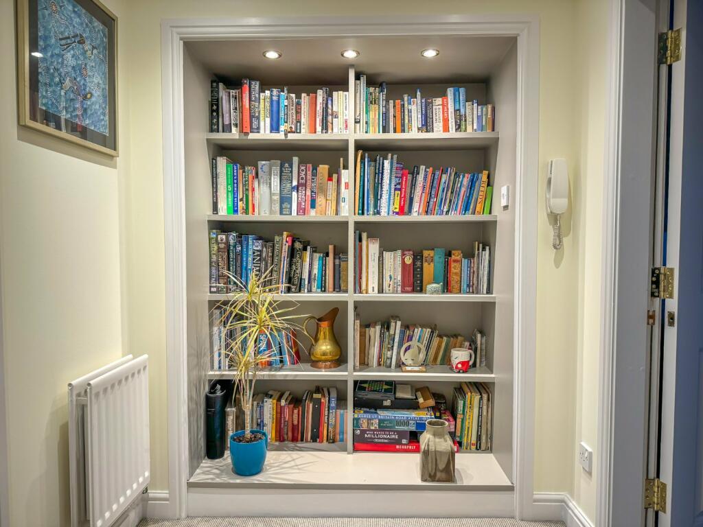 Landing Book Shelves