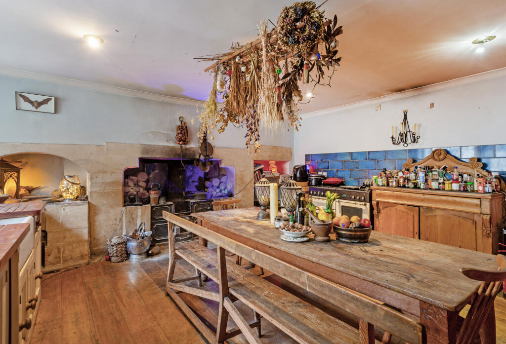 Kitchen/Dining Room