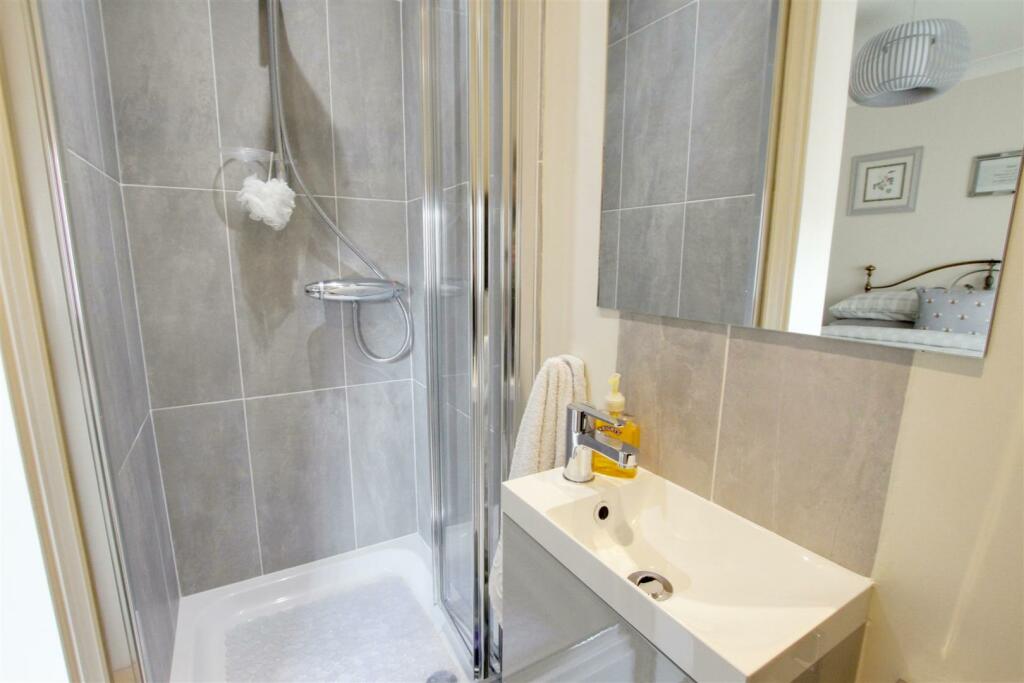 En-suite shower room