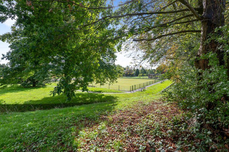 Beech Hurst Gardens is nearby