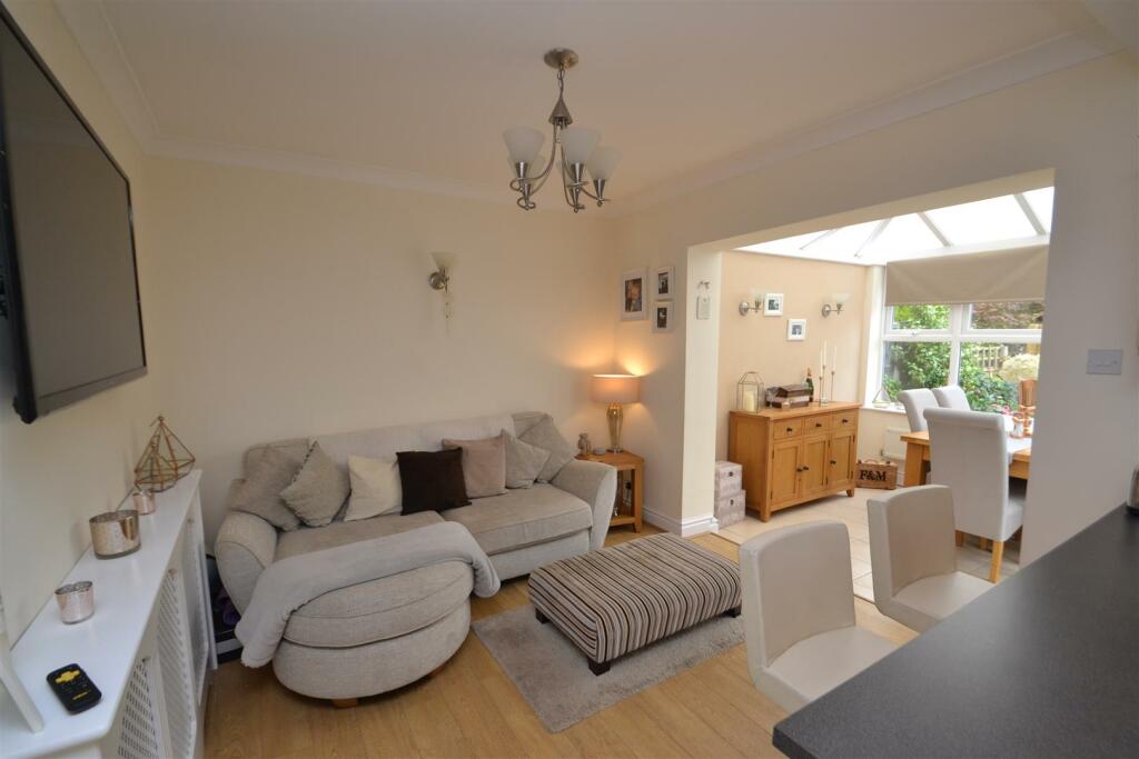 Family Room / Dining Area