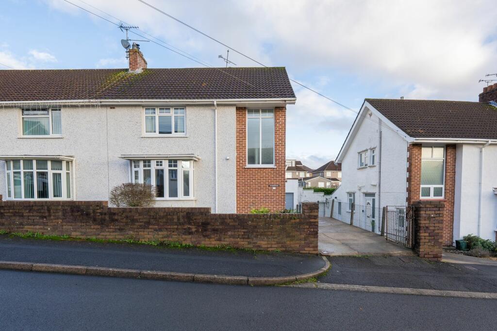 Oaklands Road, Bridgend, CF31