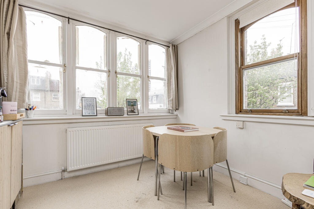 property in Aspley Road, 
Wandsworth, SW18