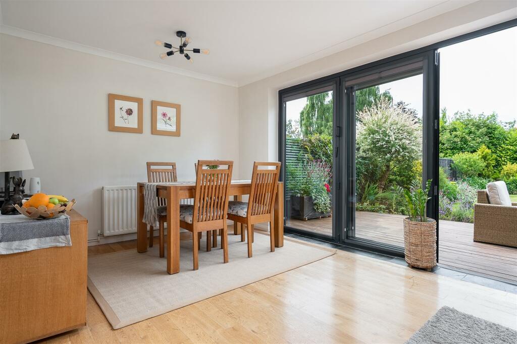 Living/Dining Room