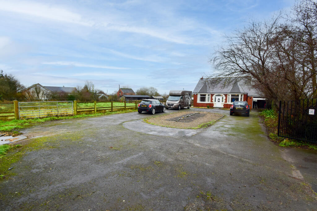 Blackpool Road, Newton, Preston, Lancashire, PR4