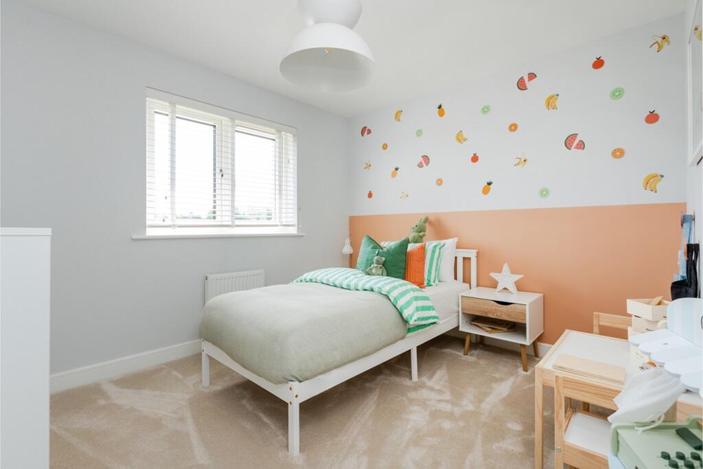 Bedroom 4 with space for rest and play for little ones