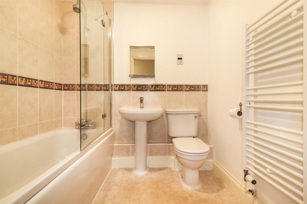 Main Bathroom