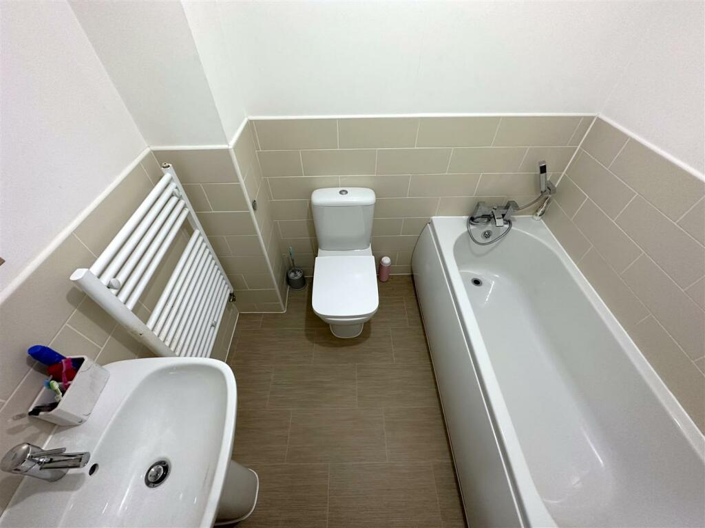 Second Floor Bathroom 272