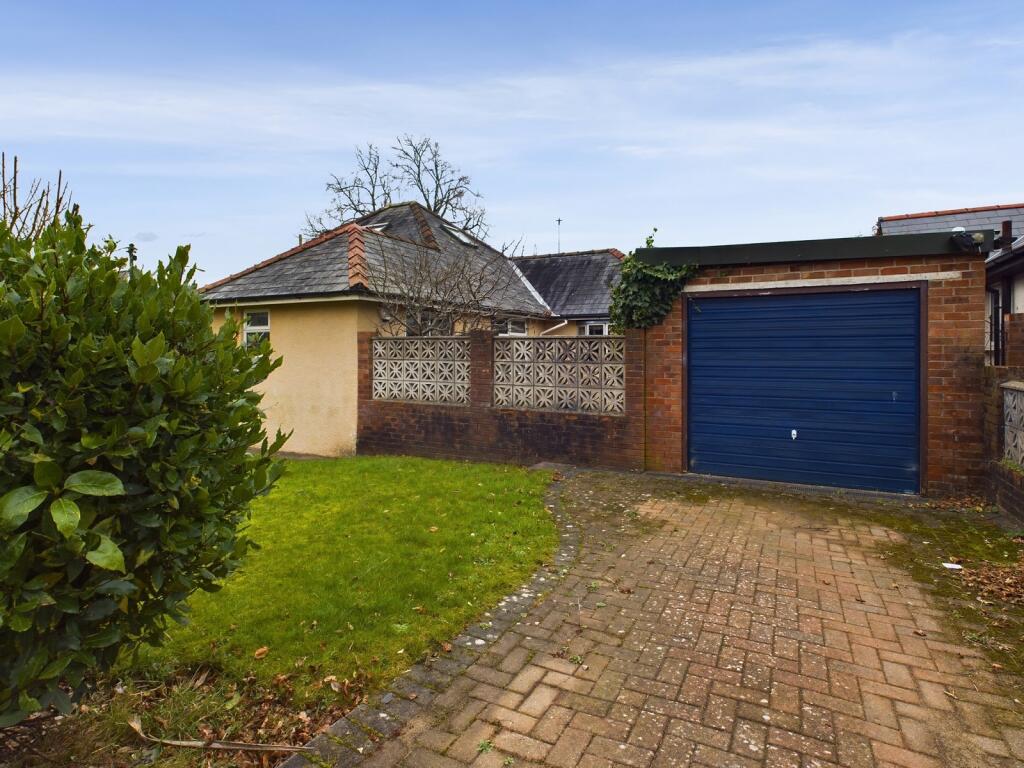 Garage &amp; Driveway