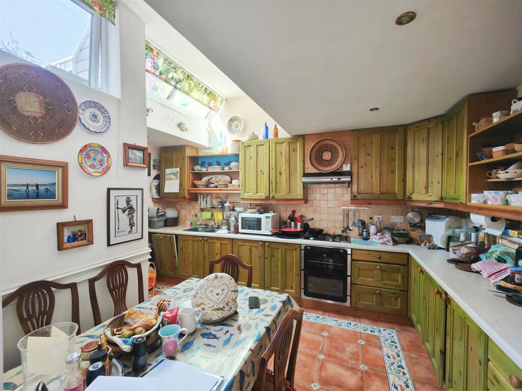 Kitchen/Breakfast Room