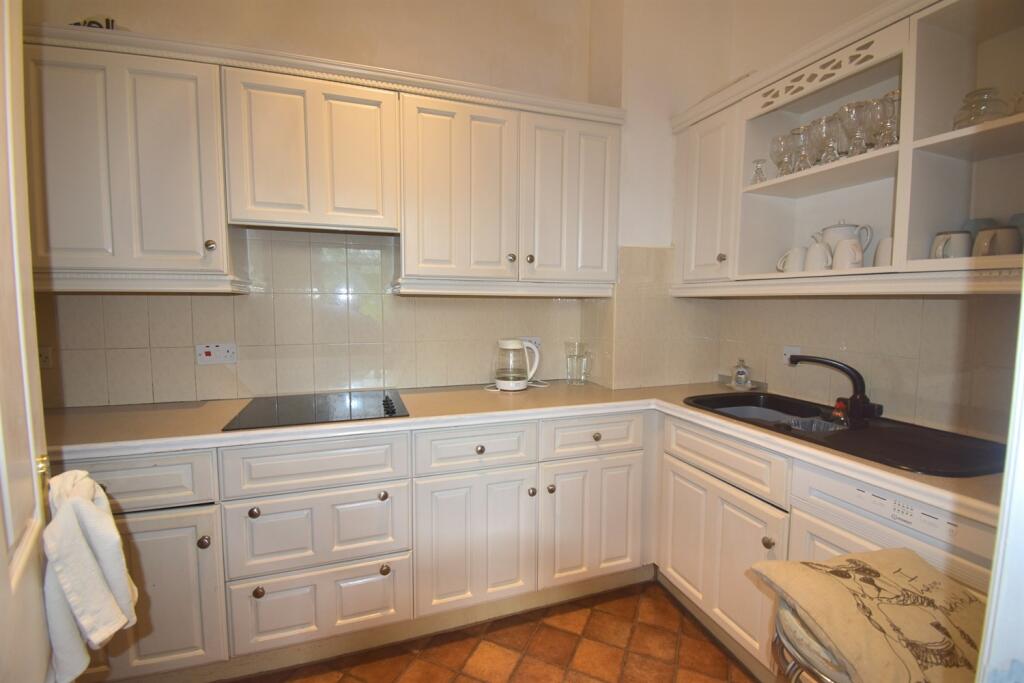 Fitted Kitchen 