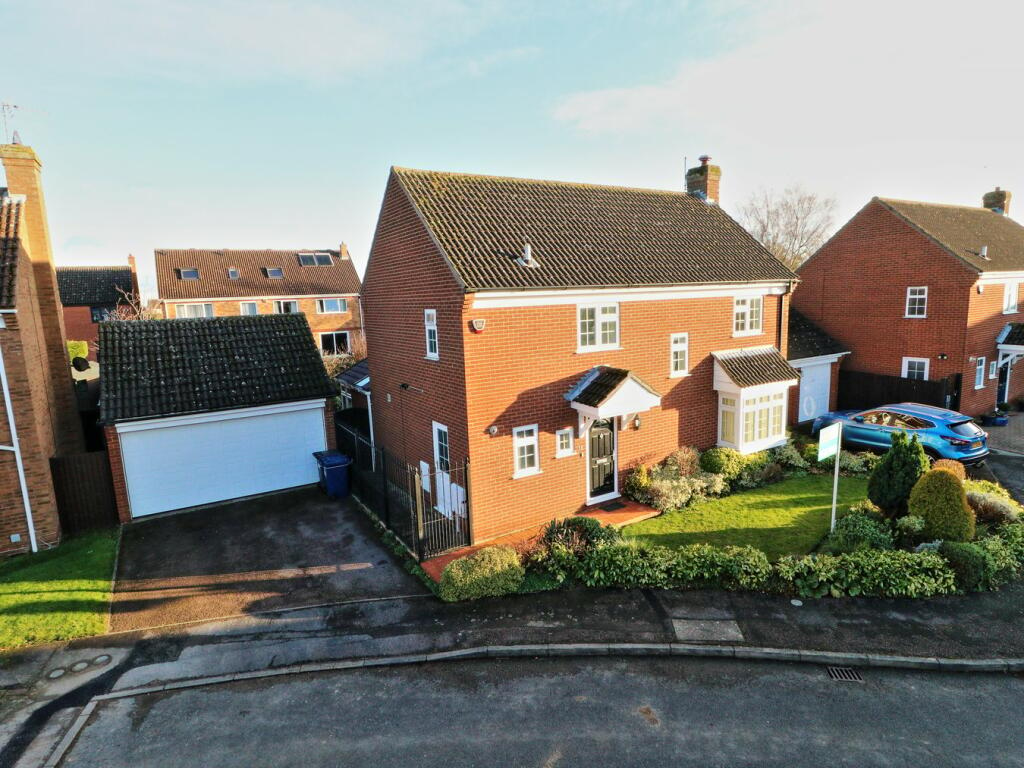 Mullein Close, Eaton Ford, St Neots, PE19